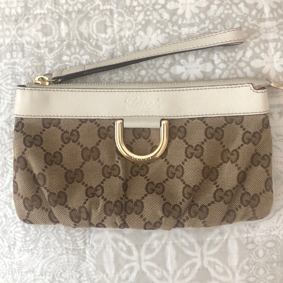 Gucci Handbags - Authentic Gucci Wristlet